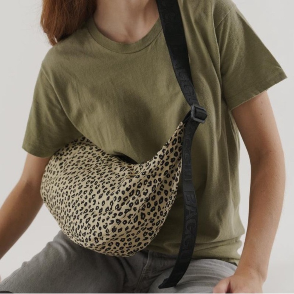 Cheetah print BAGGU Medium crescent, Crossbody bag